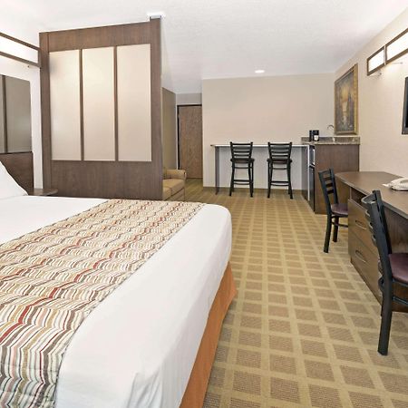 Microtel Inn & Suites Cheyenne Eksteriør billede